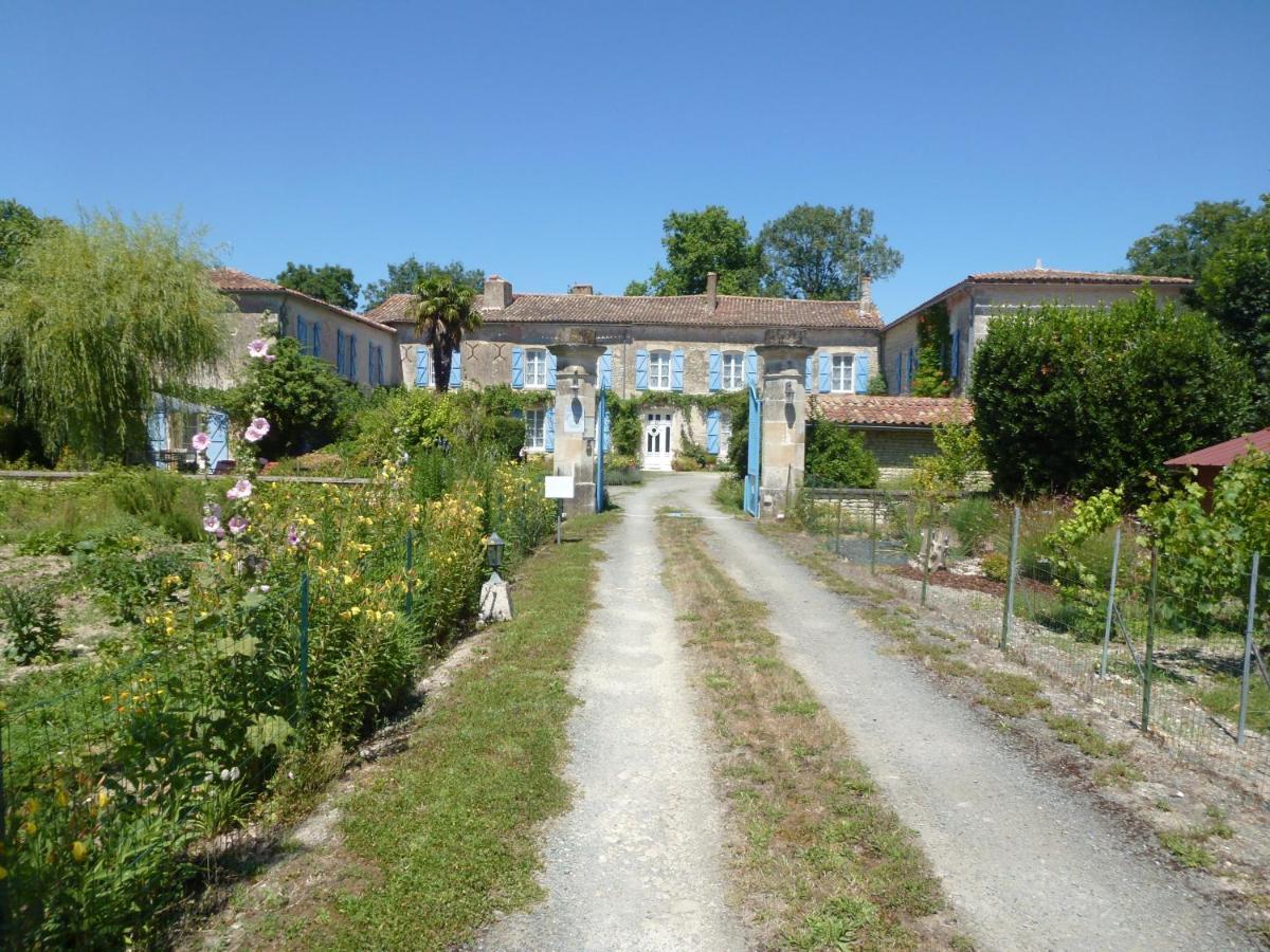 Bed and Breakfast Le Logis De Faugerit Frontenay-Rohan-Rohan Zewnętrze zdjęcie